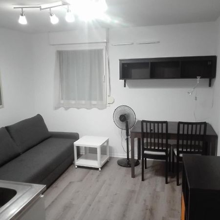 亞維農Studio Devant Les Remparts Avec Parking Prive公寓 外观 照片